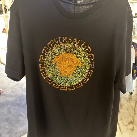 Versace Black Tee with Gold and Green Medusa crystal detail retail 2500 - Picture 5 of 5